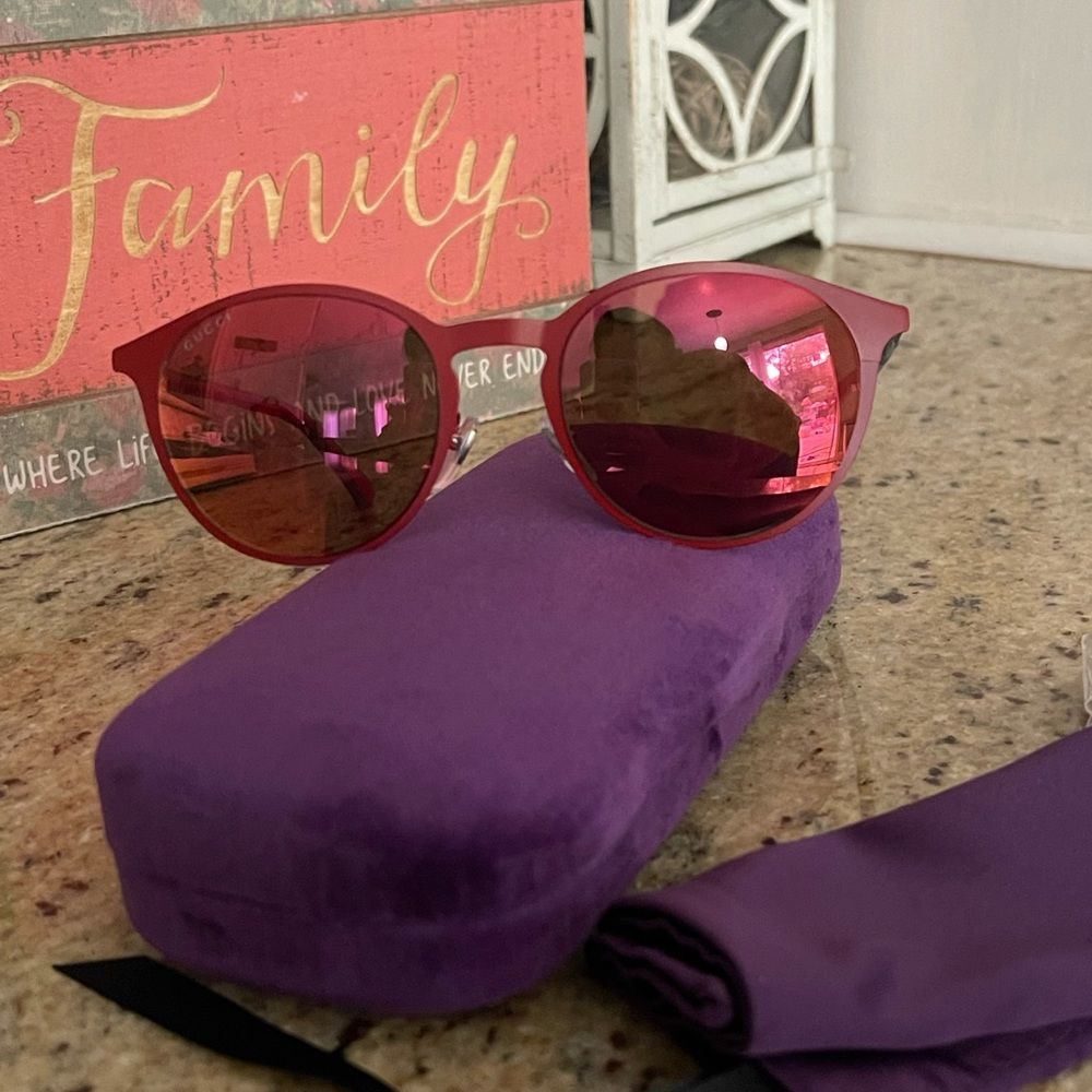 HP❤️🔥 New Gucci sunglasses ❤️ - Picture 7 of 10